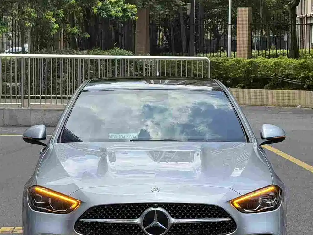 Mercedes-Benz C-Class 2022