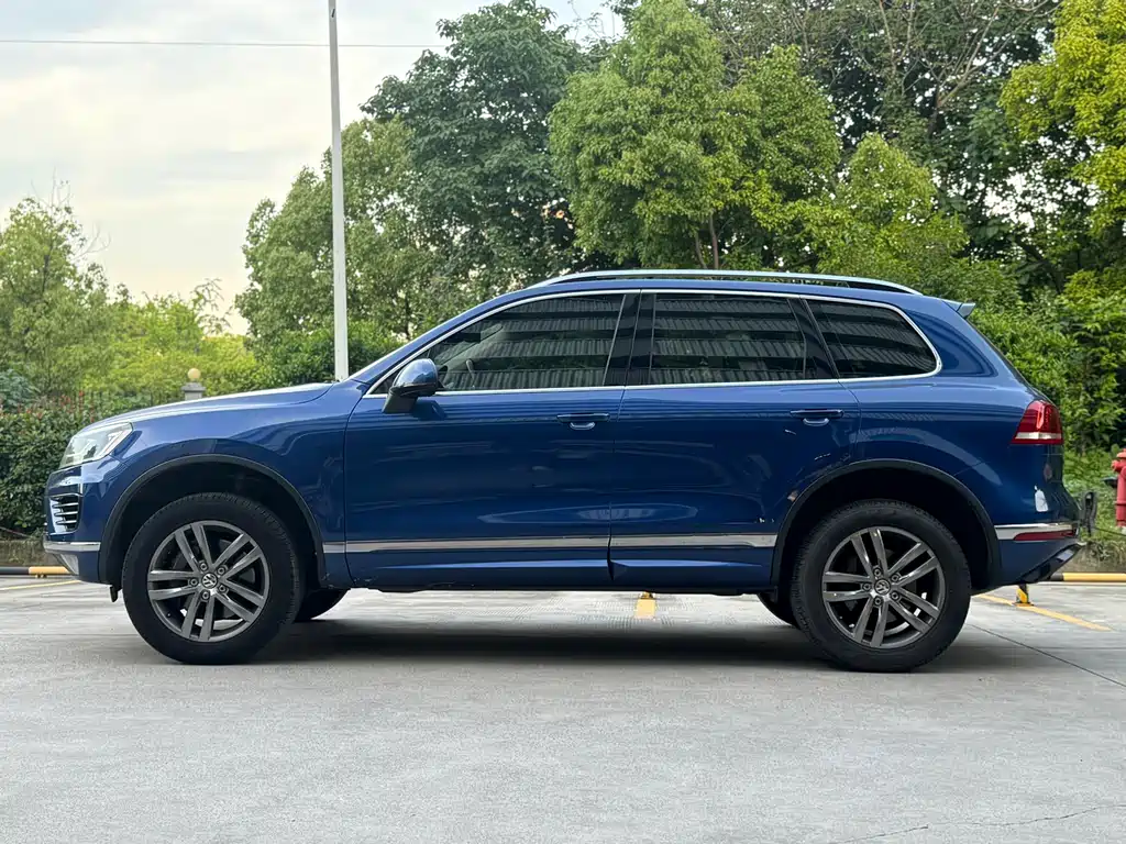Volkswagen Touareg 2016 — фото 3