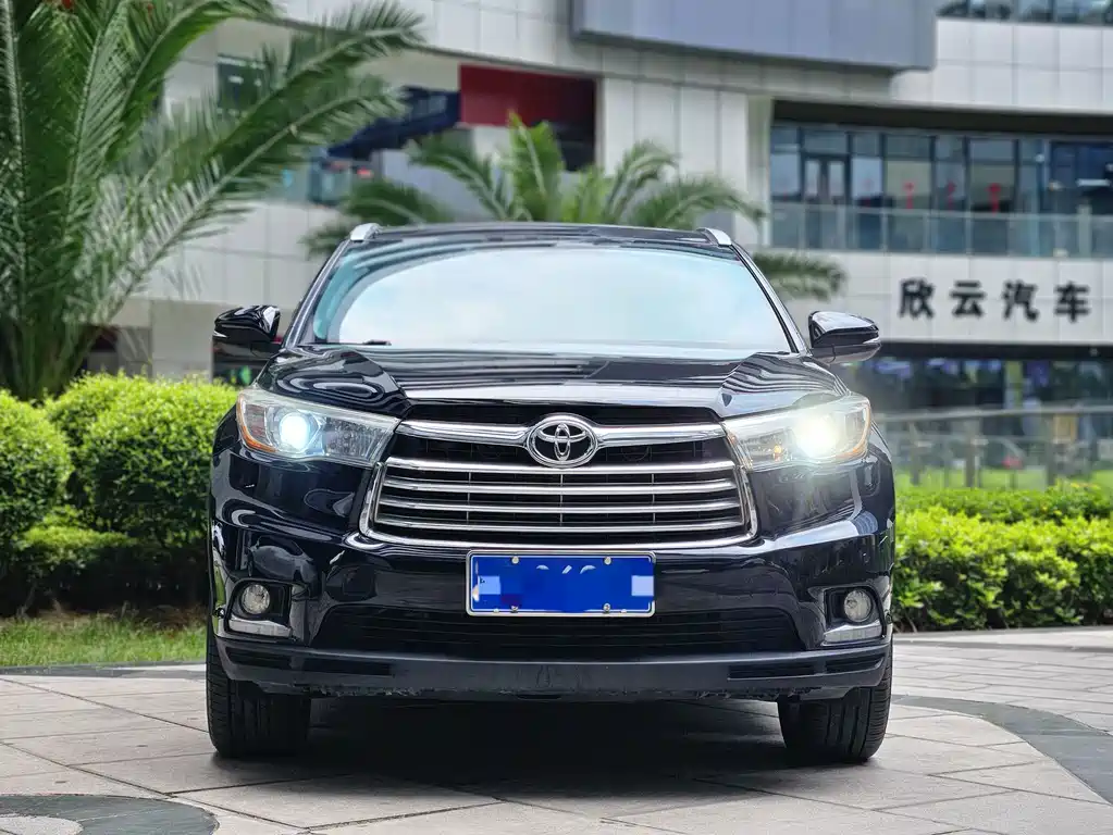 Toyota Highlander 2015 — фото 2