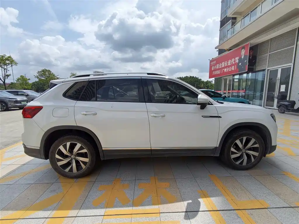 Volkswagen Tayron 2021