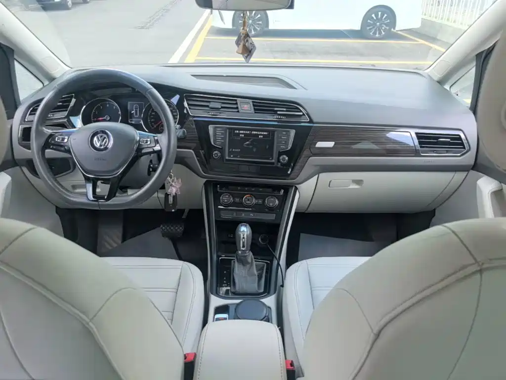 Volkswagen Touran 2017