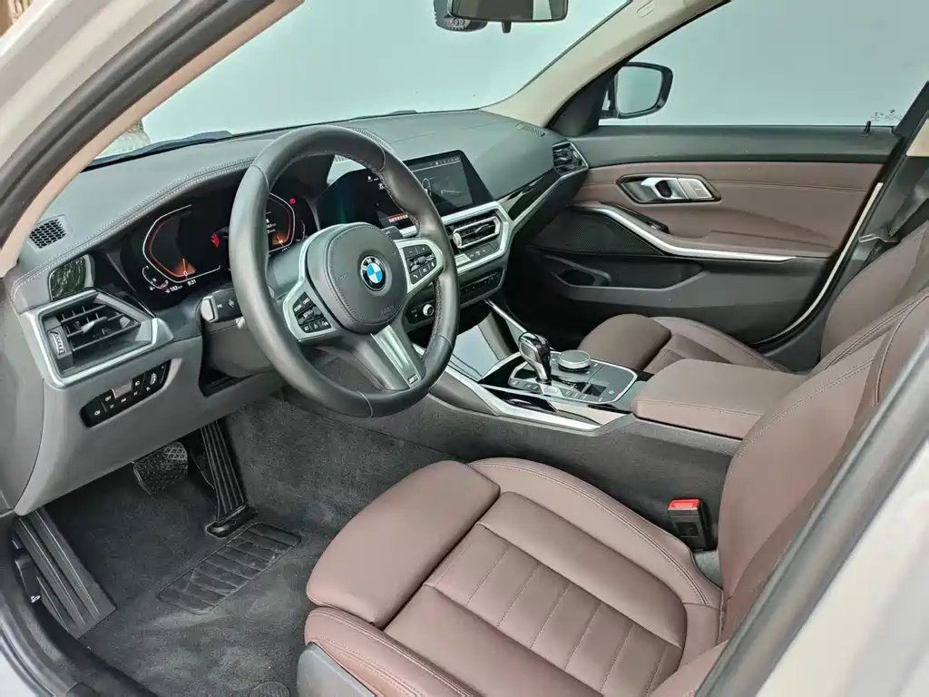 BMW 3 Series 2021