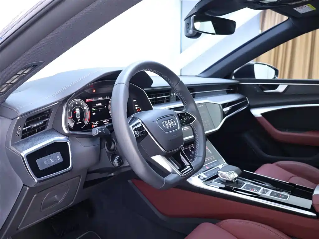 Audi A7L 2024 — фото 11