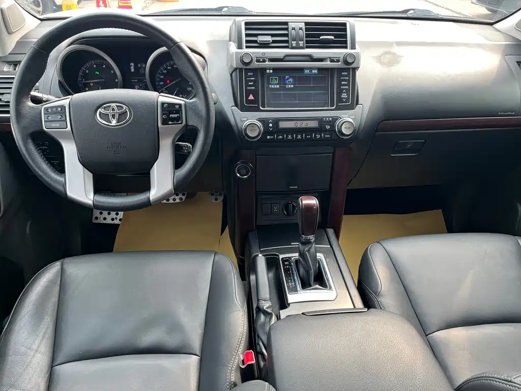 Toyota Prado 2014 — фото 20