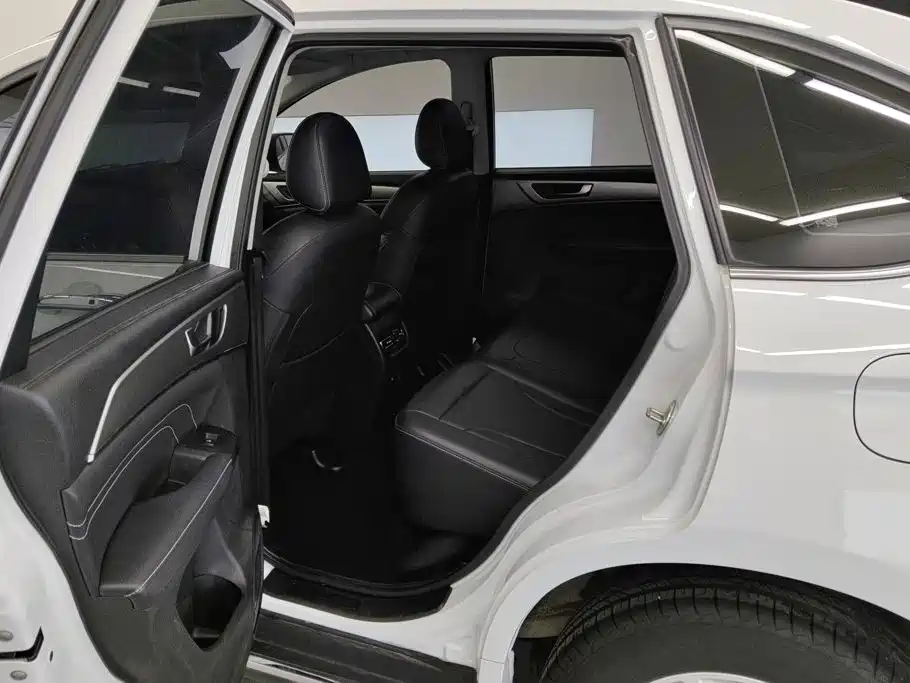 Haval M6 2021 — фото 11