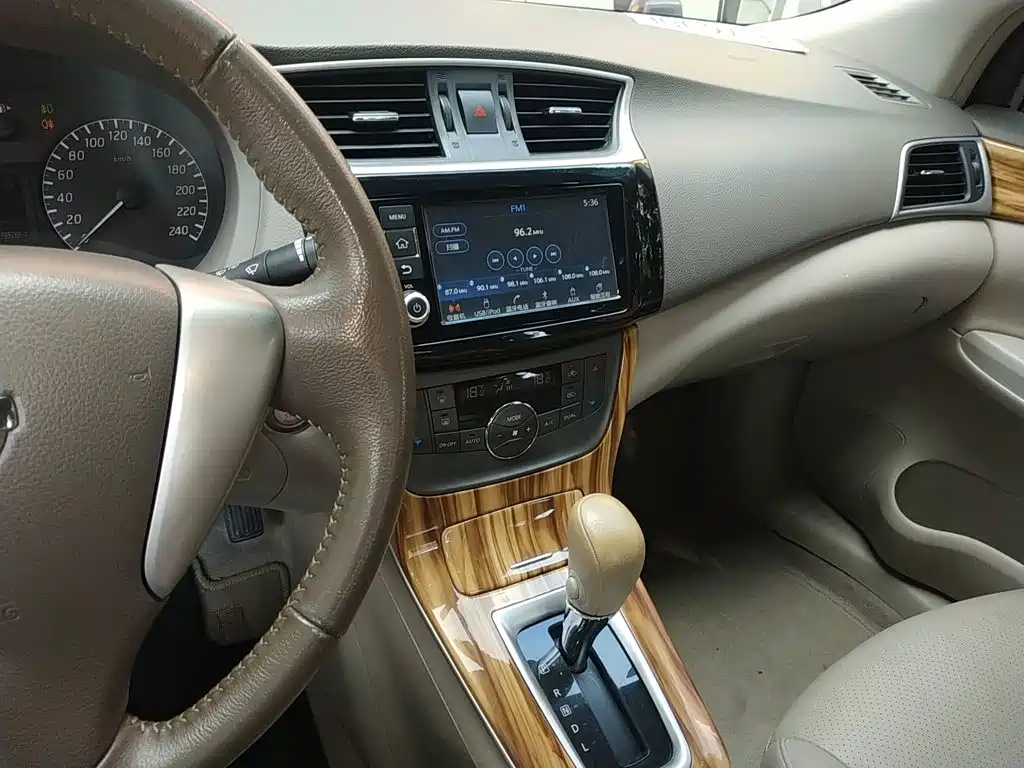 Nissan Sylphy 2016 — фото 13
