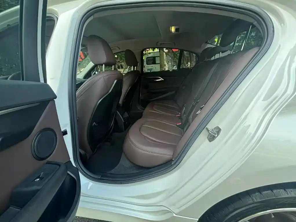 BMW 1 Series 2019