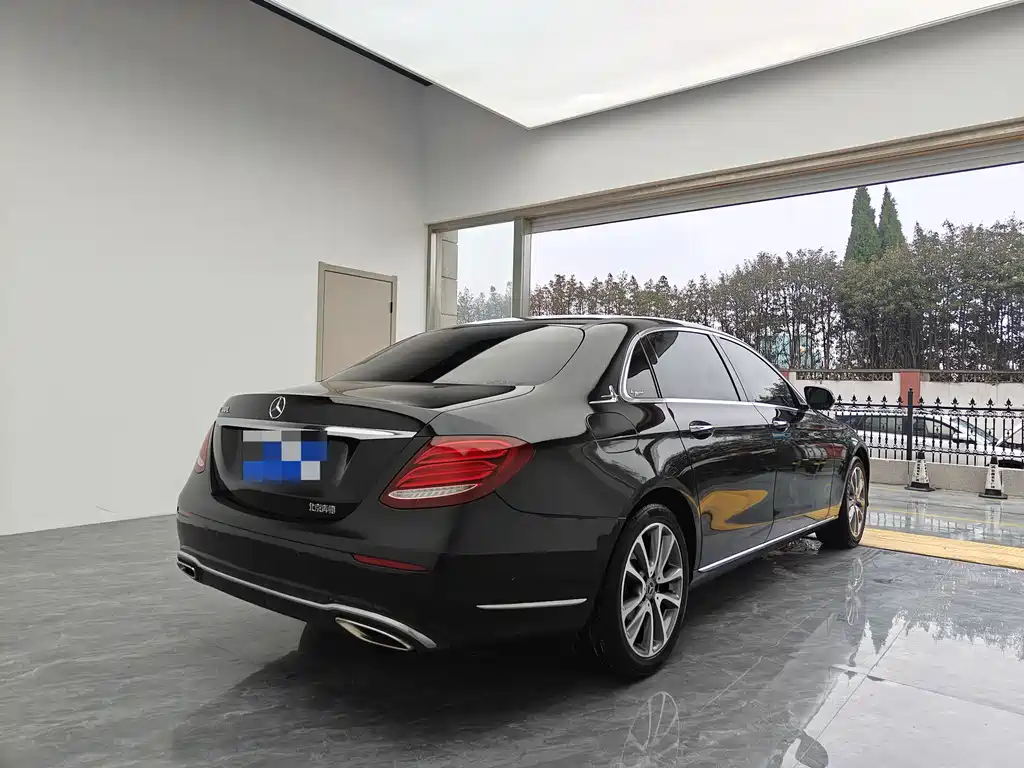 Mercedes-Benz E-Class 2018