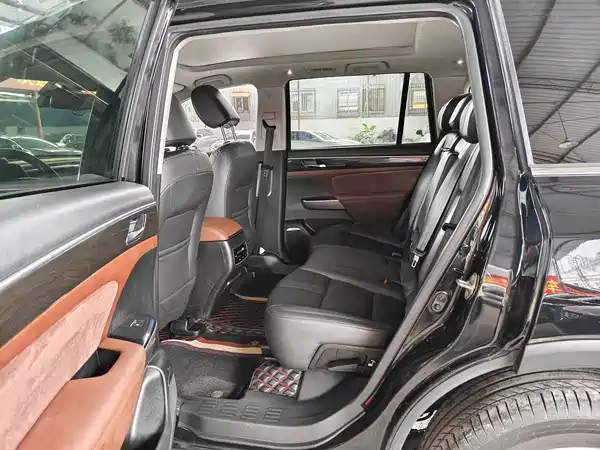 GAC Trumpchi GS8 2018
