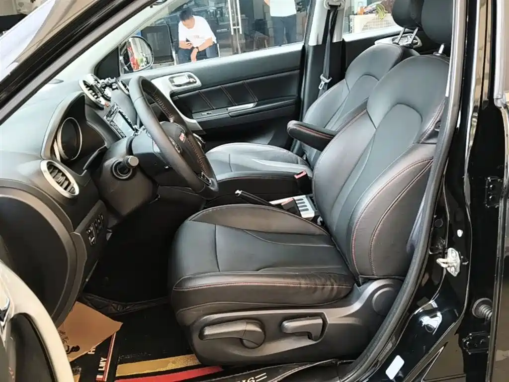 Haval H6 2015 — фото 15