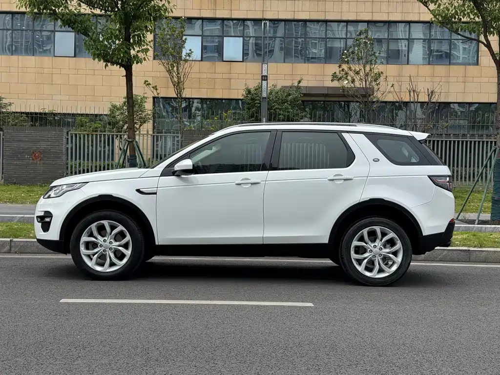 Land Rover Discovery Sport 2016 — фото 18