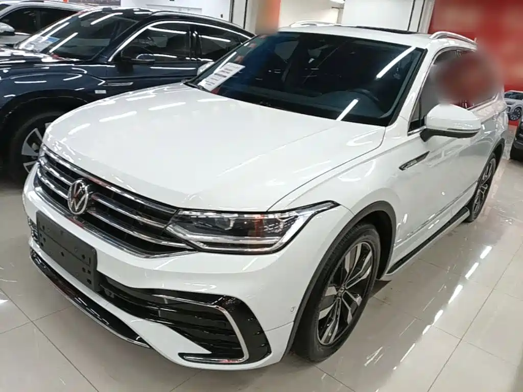 Volkswagen Tiguan L 2022 — фото 2