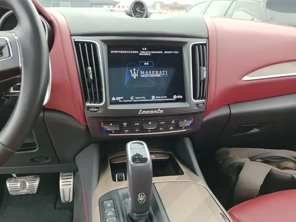 Maserati Levante 2021 — фото 13