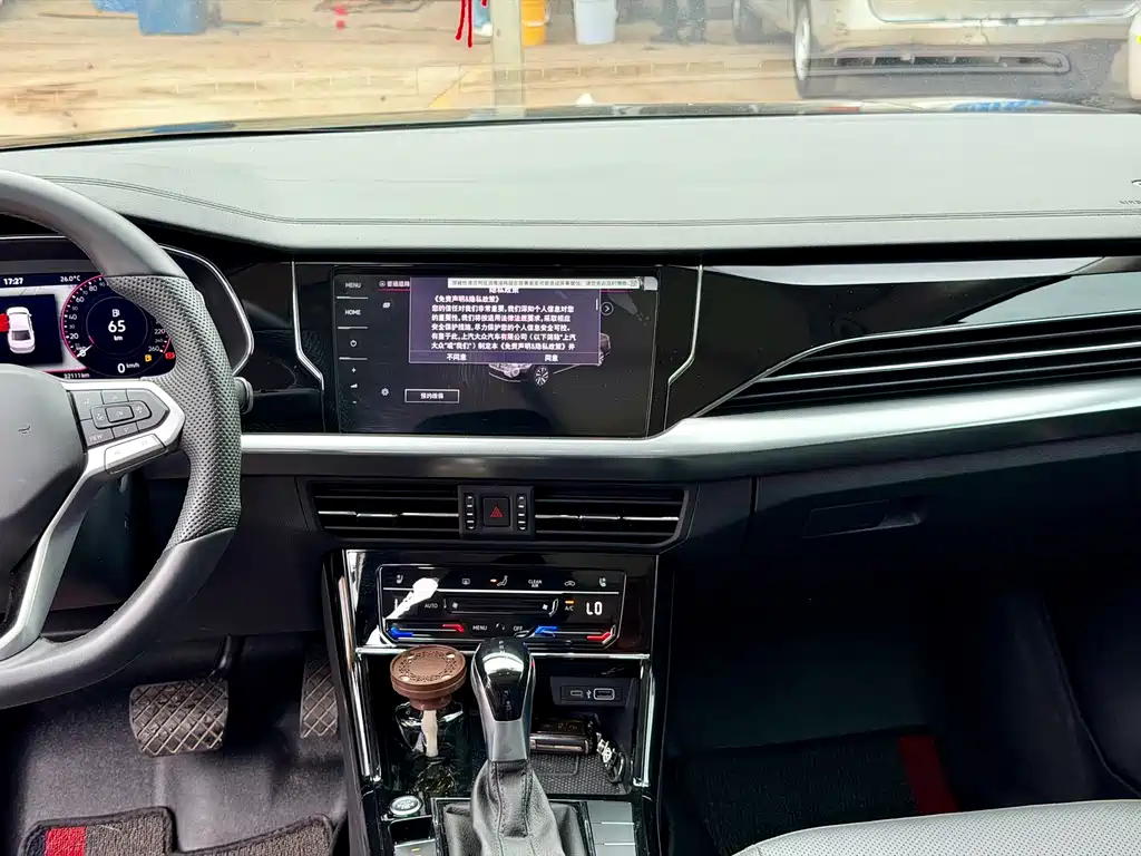Volkswagen Passat 2025