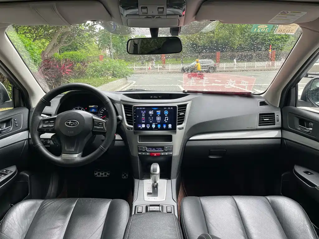 Subaru Outback 2014 — фото 14