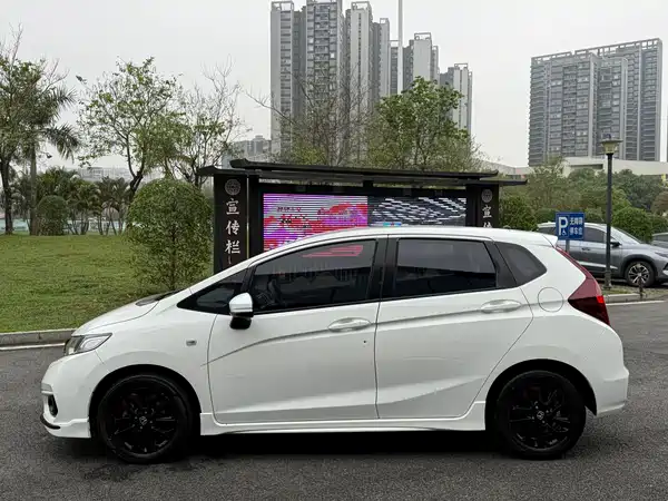Honda Fit 2018