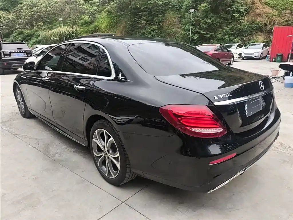 Mercedes-Benz E-Class 2020 — фото 5