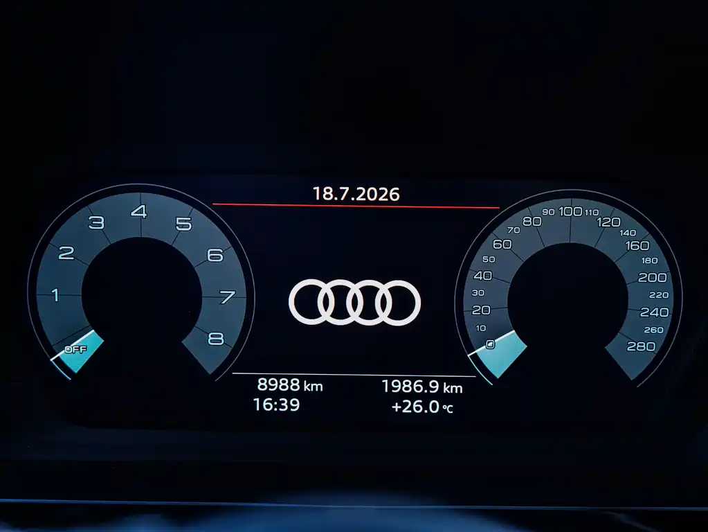 Audi A3 2023 — фото 15