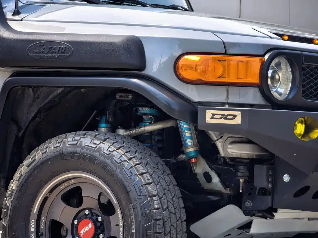 Toyota FJ Cruiser 2019 — фото 5