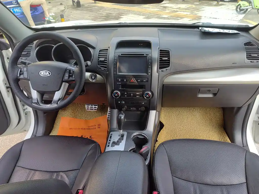 Kia Sorento 2012 — фото 10