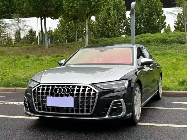 Audi A8 2023