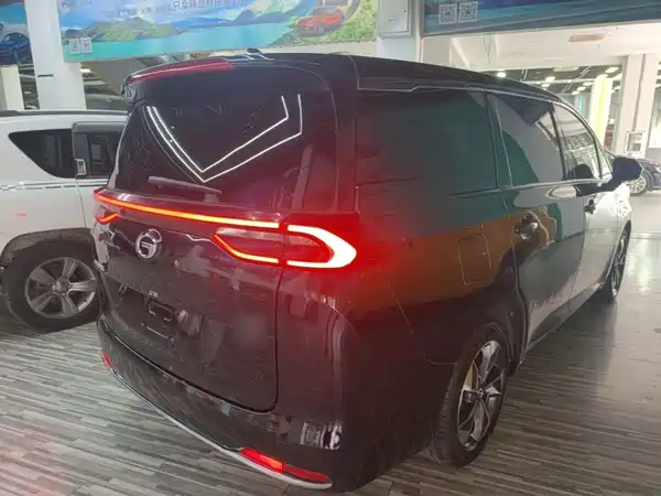 GAC Trumpchi M6 2022