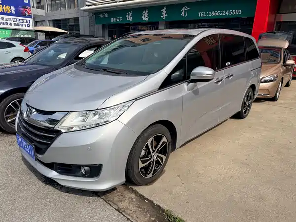 Honda Odyssey 2015