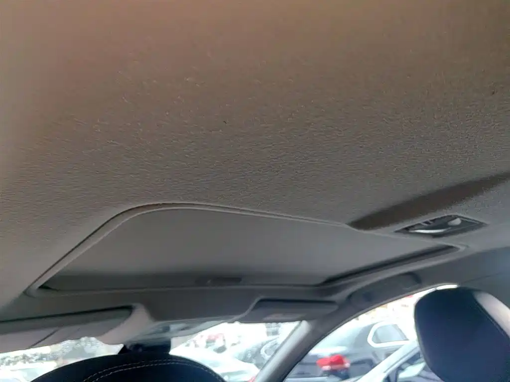 Nissan Tiida 2019 — фото 18