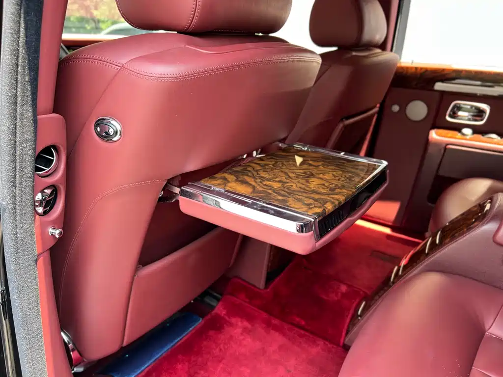 Rolls-Royce Phantom 2015 — фото 17