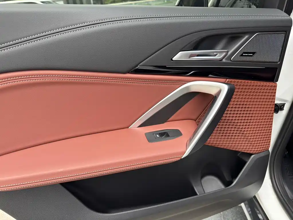 BMW X1 2025 — фото 11