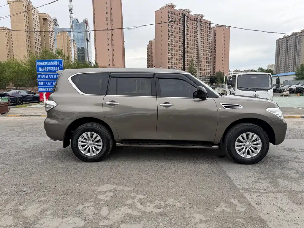 Nissan Patrol 2018 — фото 10