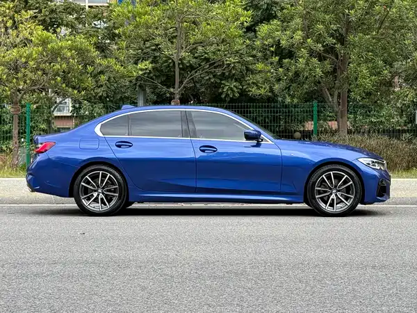 BMW 3 Series 2021