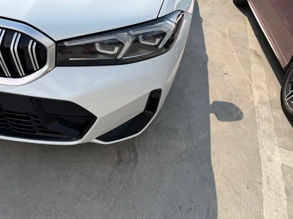 BMW 3 Series 2023