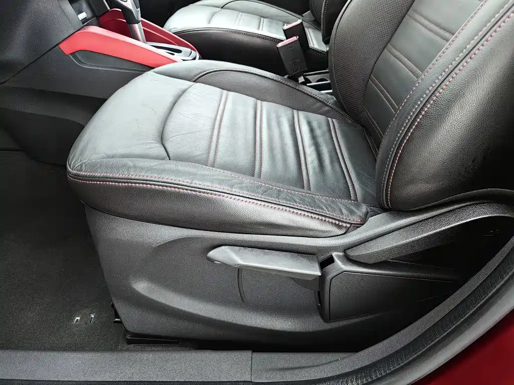 Ford EcoSport 2016 — фото 20