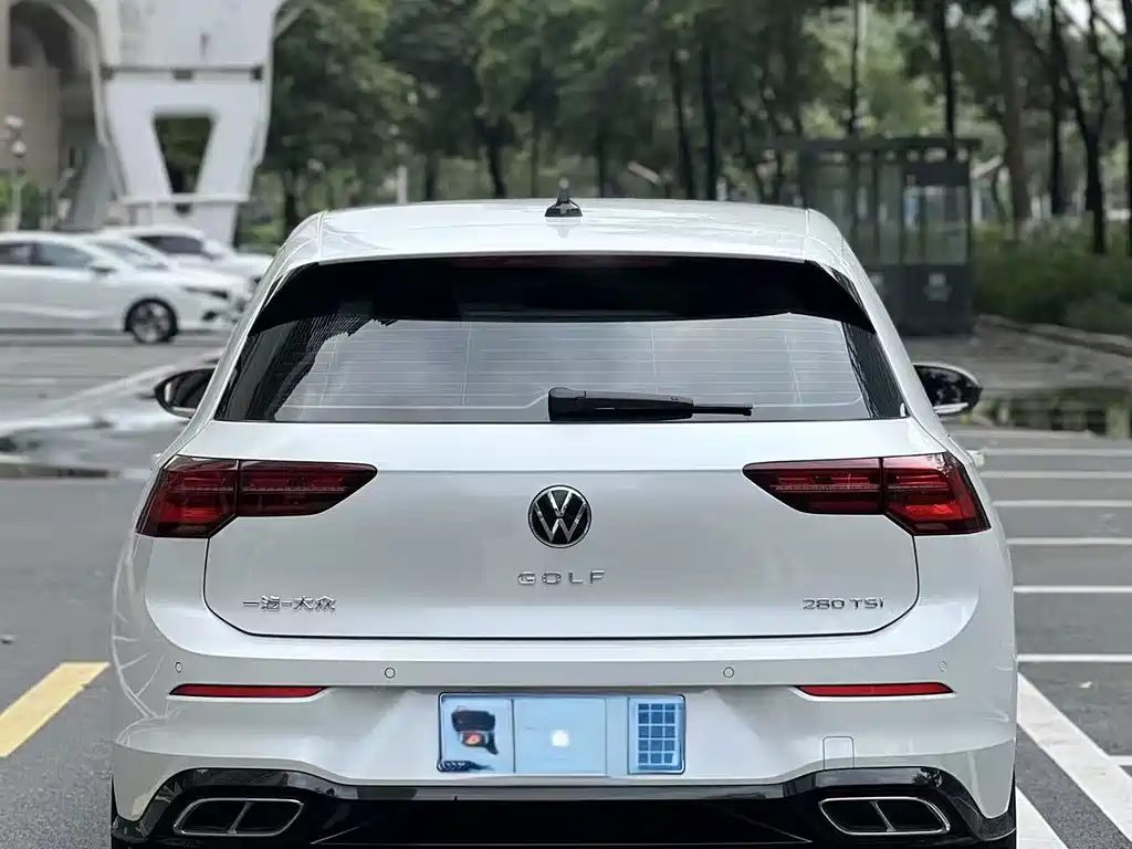 Volkswagen Golf 2022