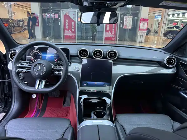Mercedes-Benz C-Class 2023