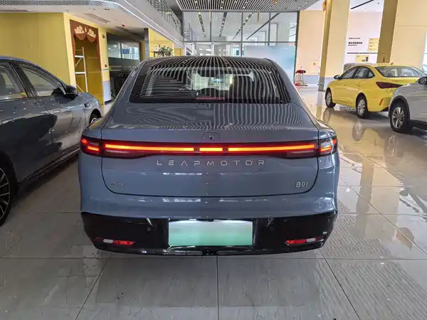 Leapmotor B01 2025
