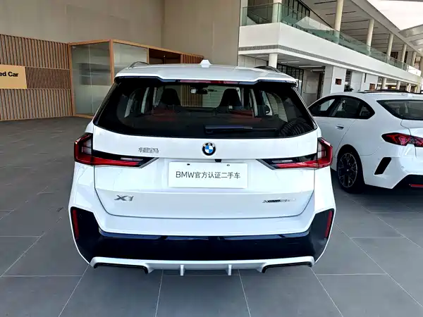 BMW X1 2025