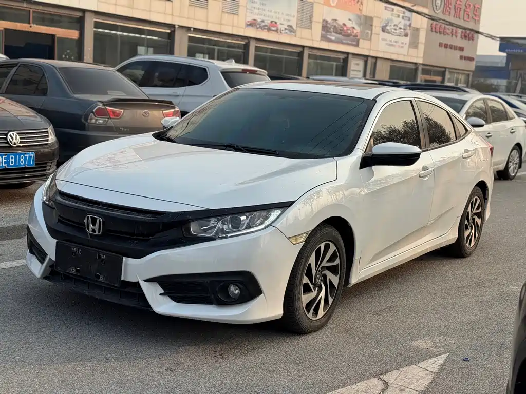 Honda Civic 2019 — фото 1