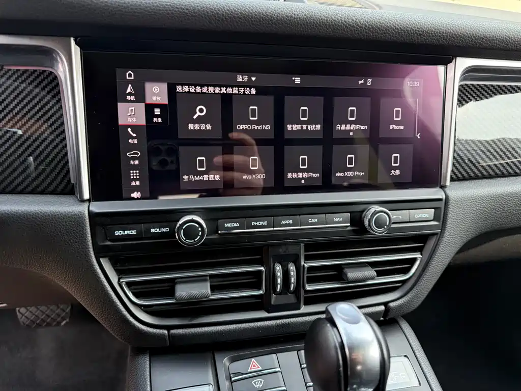 Porsche Macan 2019 — фото 26