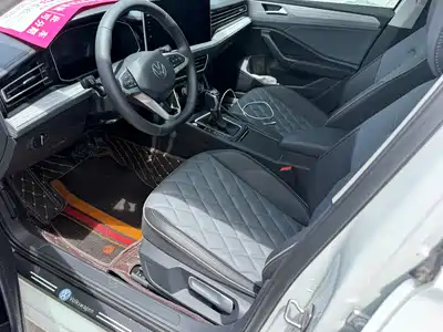 Volkswagen Sagitar 2025