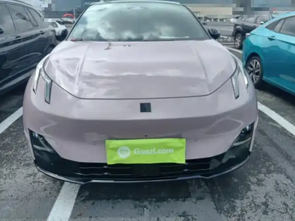 Lynk & Co Z20 2025