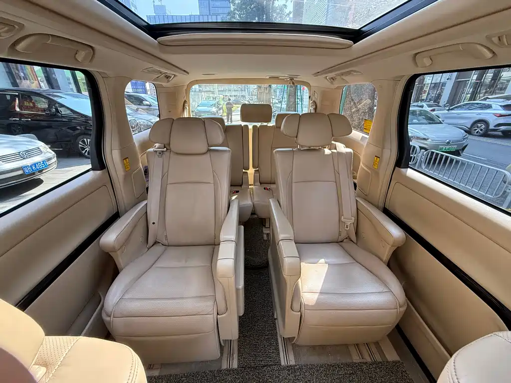 Toyota Alphard 2015 — фото 7