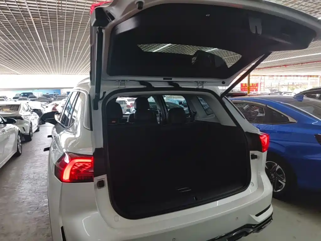 Roewe RX5 MAX 2023 — фото 19