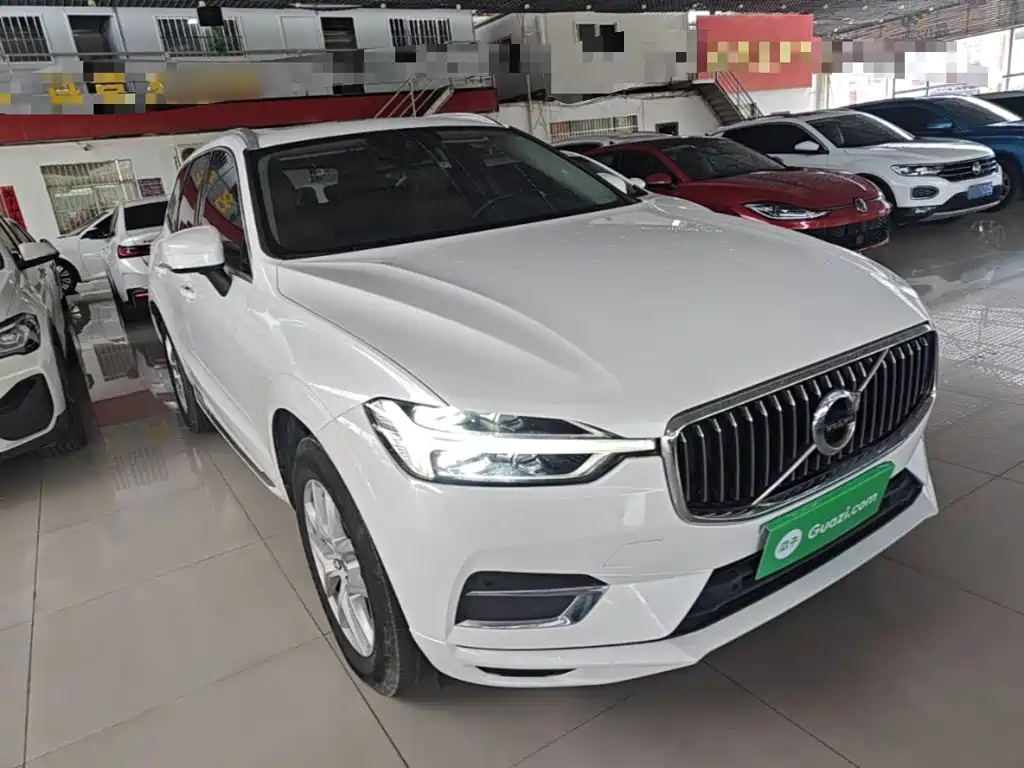 Volvo XC60 2020 — фото 22
