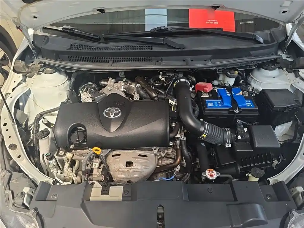 Toyota Yaris L 2023 — фото 20