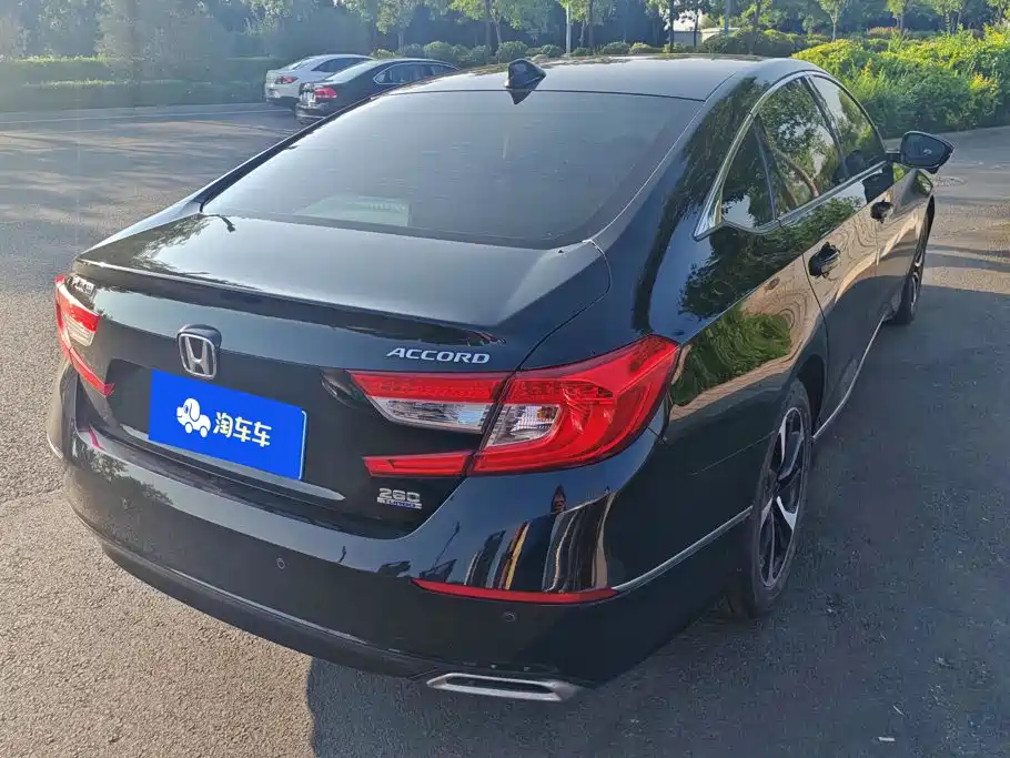 Honda Accord 2020 — фото 3