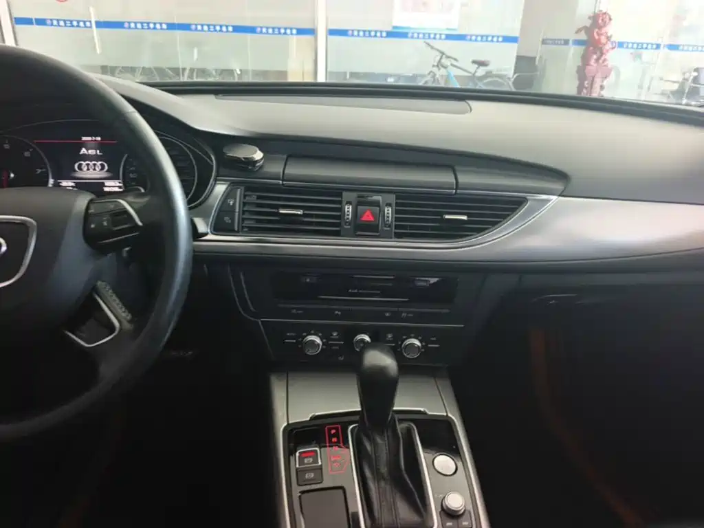 Audi A6L 2018 — фото 13