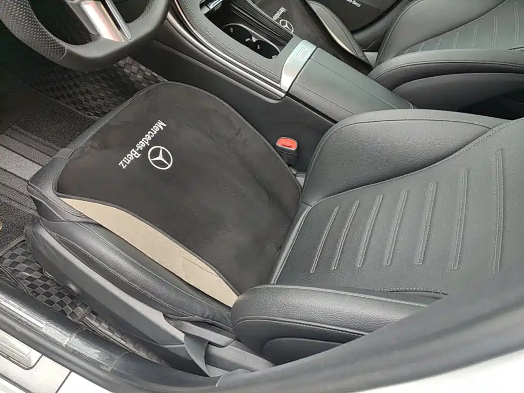 Mercedes-Benz C-Class 2023 — фото 15