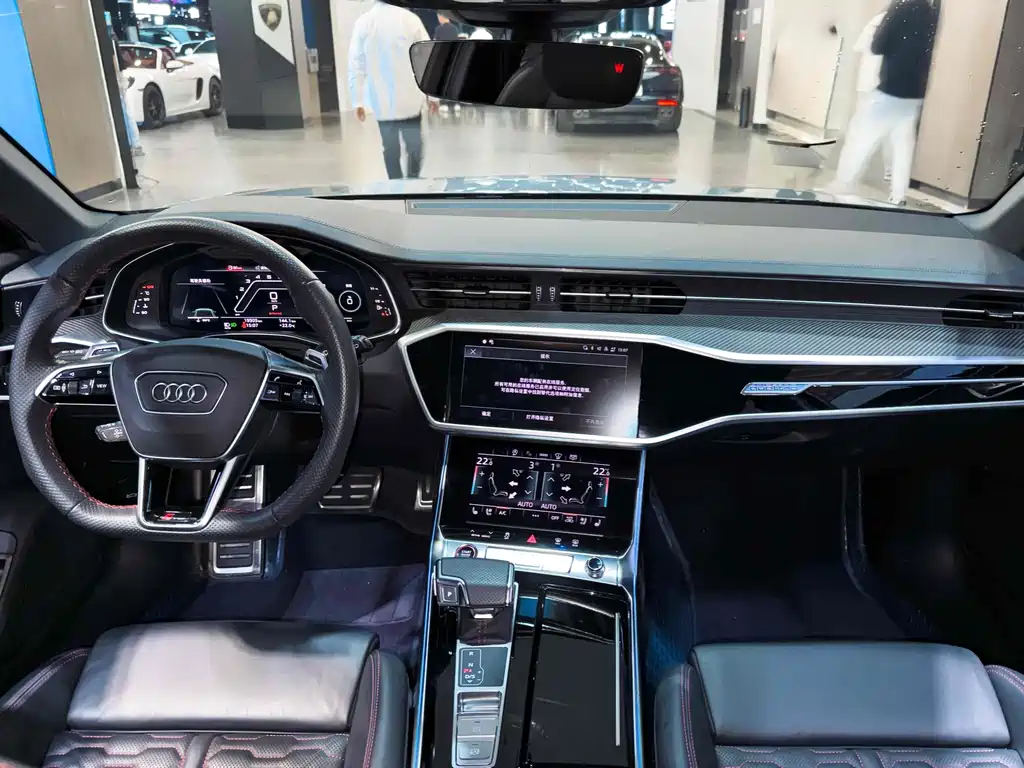 Audi RS 6 2023 — фото 23